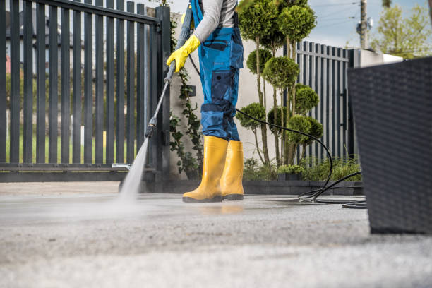 Best Sidewalk Pressure Washing  in Solon, IA